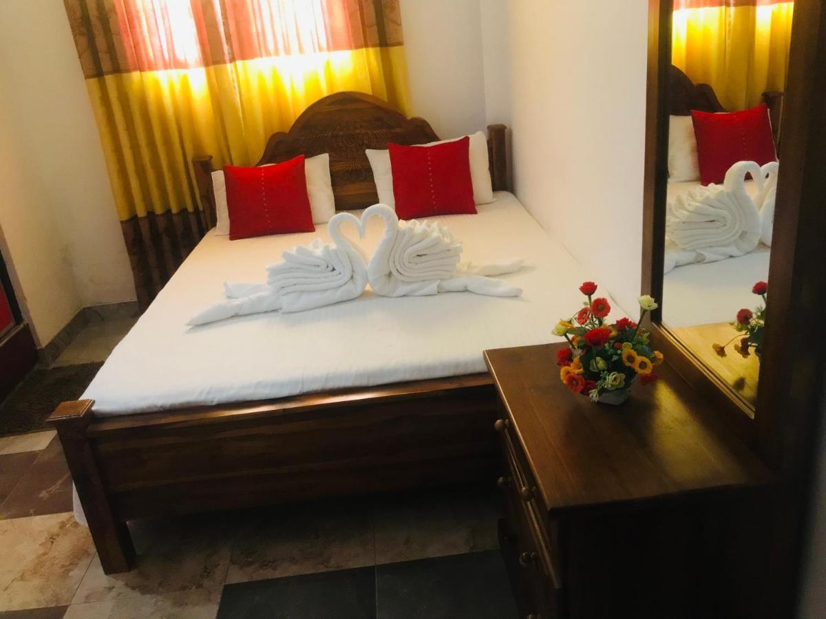 Dambulla Tourist Resort Exteriör bild