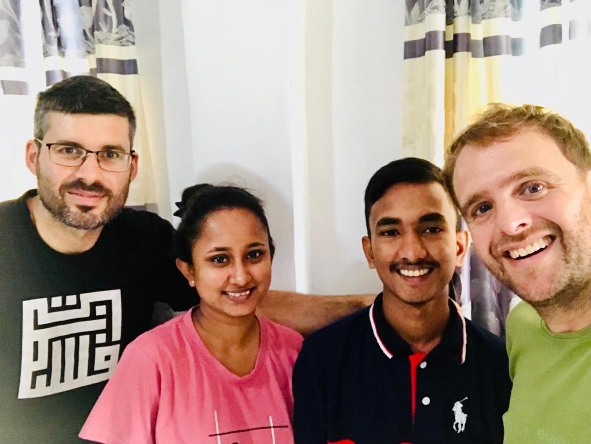 Dambulla Tourist Resort Exteriör bild